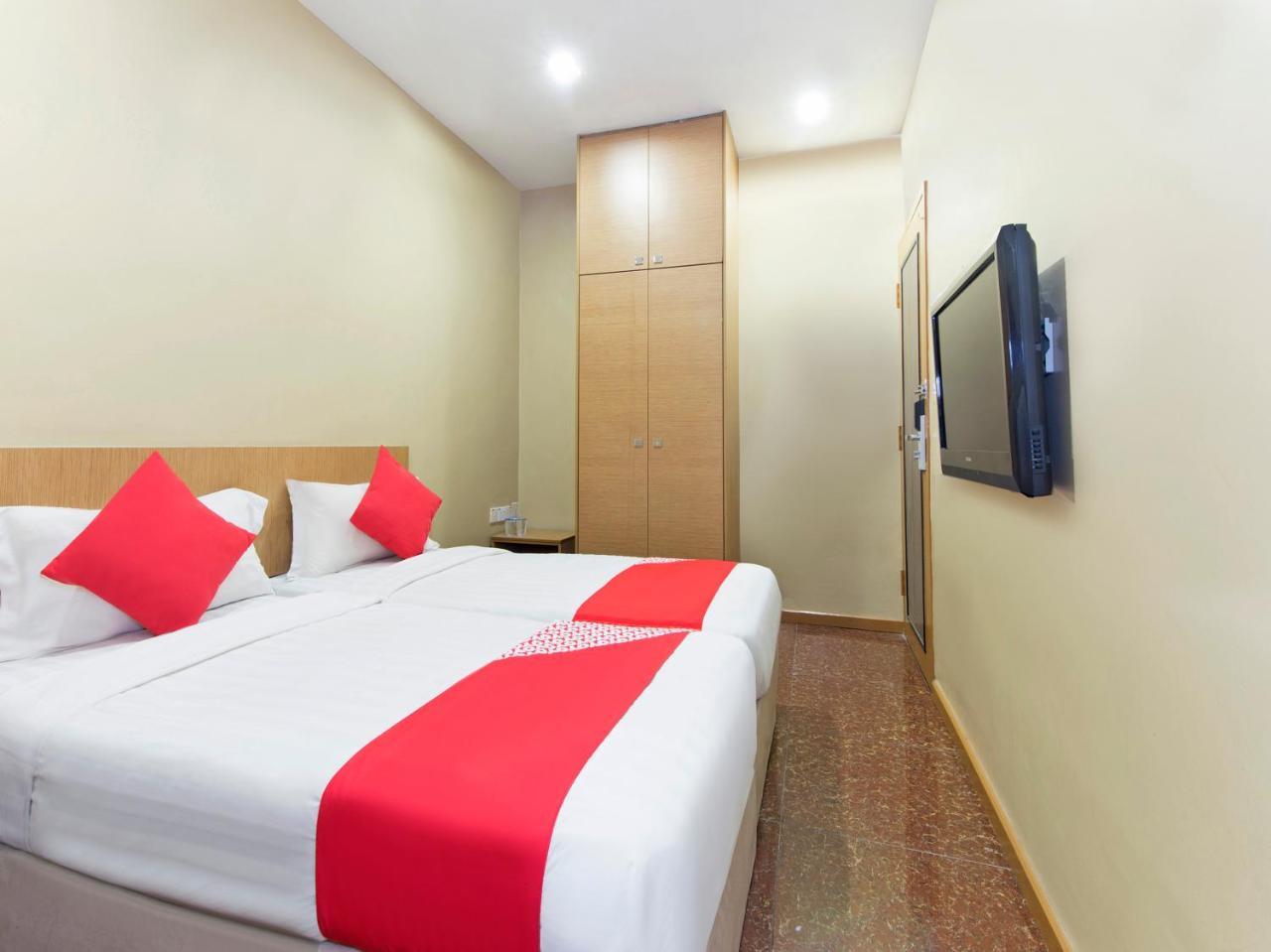 Oyo 422 Hotel Reno Kuala Lumpur Esterno foto