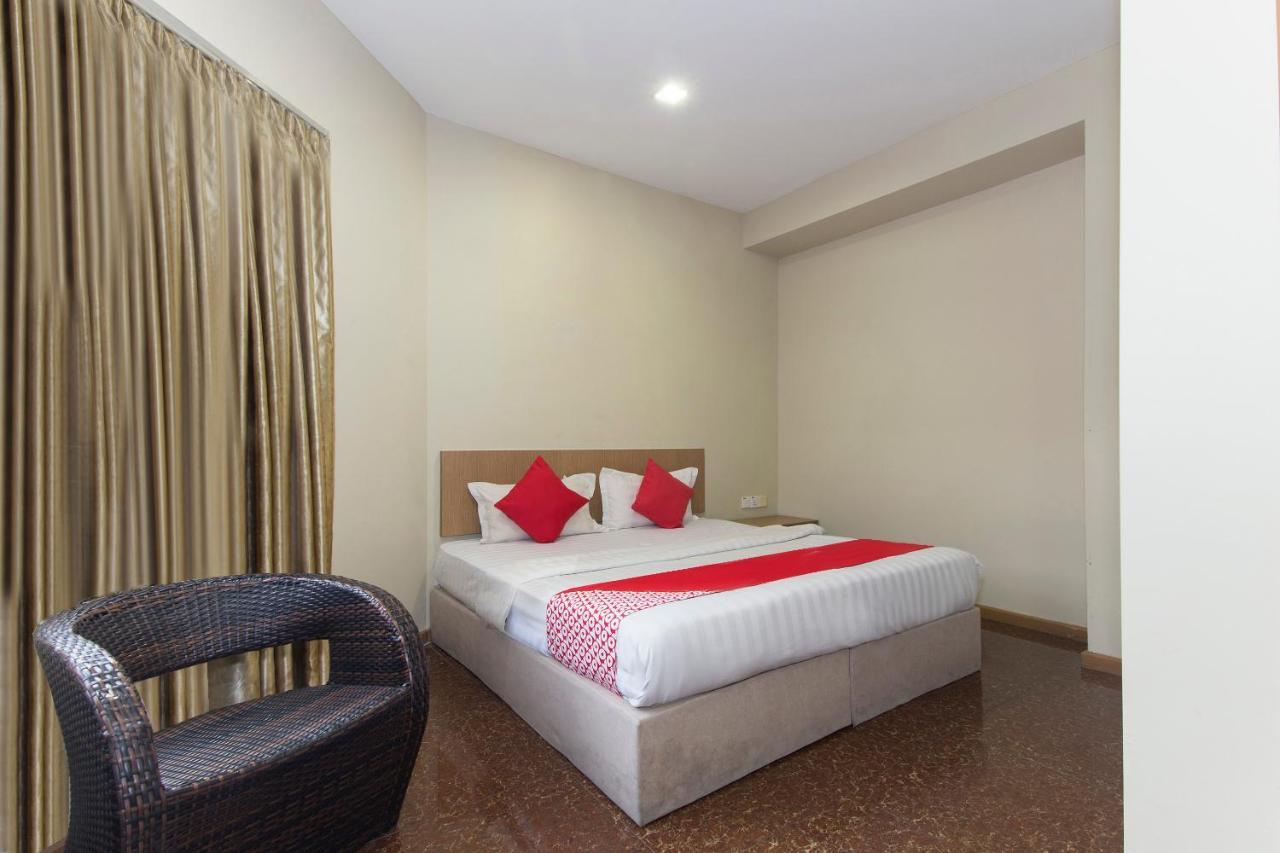 Oyo 422 Hotel Reno Kuala Lumpur Esterno foto