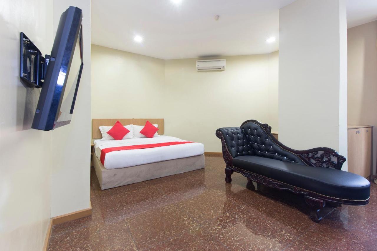 Oyo 422 Hotel Reno Kuala Lumpur Esterno foto