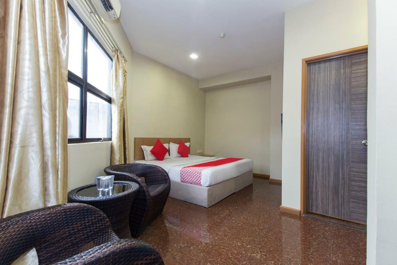 Oyo 422 Hotel Reno Kuala Lumpur Esterno foto