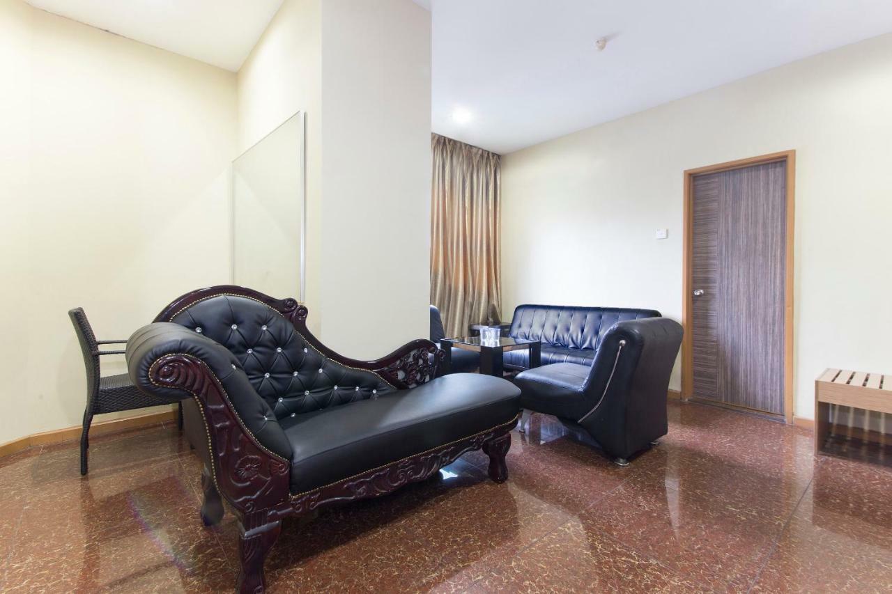 Oyo 422 Hotel Reno Kuala Lumpur Esterno foto